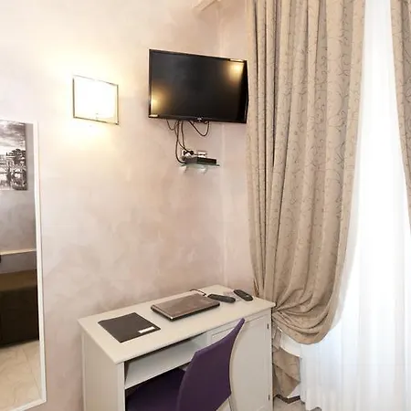فندق مبيت وإفطار آيليوس أفيتاكاميري 2*
