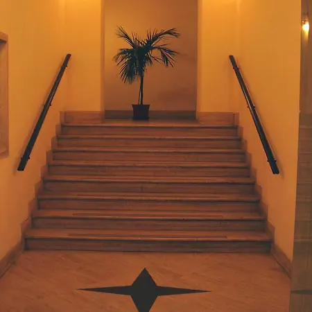 آيليوس أفيتاكاميري فندق مبيت وإفطار 2*