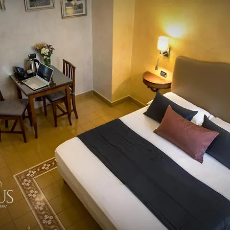 Bed & Breakfast Aelius 4*